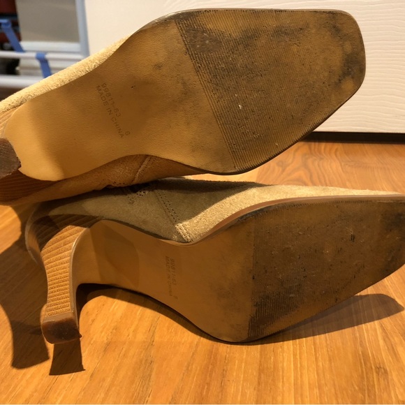 Sq toe, gently worn, knee high suede boots, size 6 - Picture 4 of 5